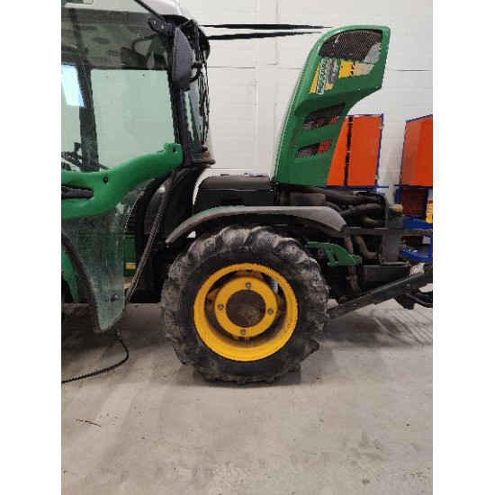 4st 250/85R20 116A8/116B TL RT-855 AGRIMAX BKT, Monterade på Stocks AG dubbelmontage W8x20/203mm distansring